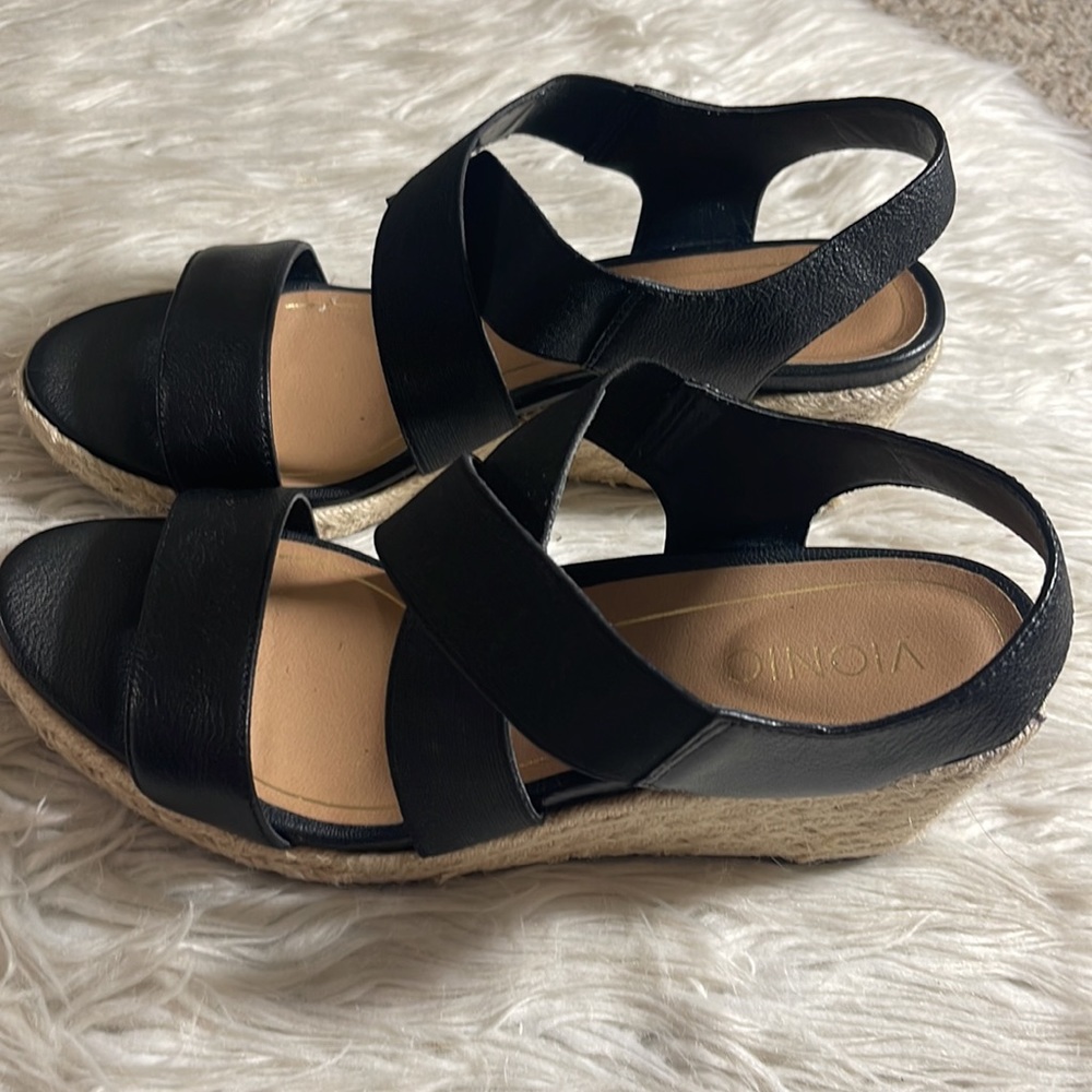 Vionic Ainsleigh Tulum wedge sandal black orthopedic support comfort